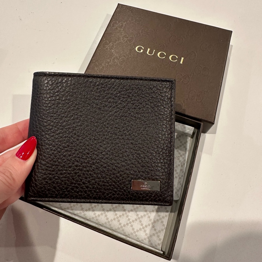 Gucci BiFold leather Wallet new in box